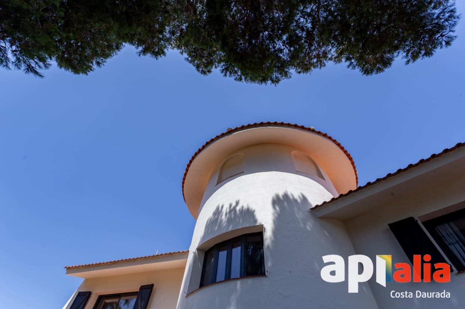 5 soveværelse Villa til salg i Salou med garage - € 950.000 (Ref: 9937262)