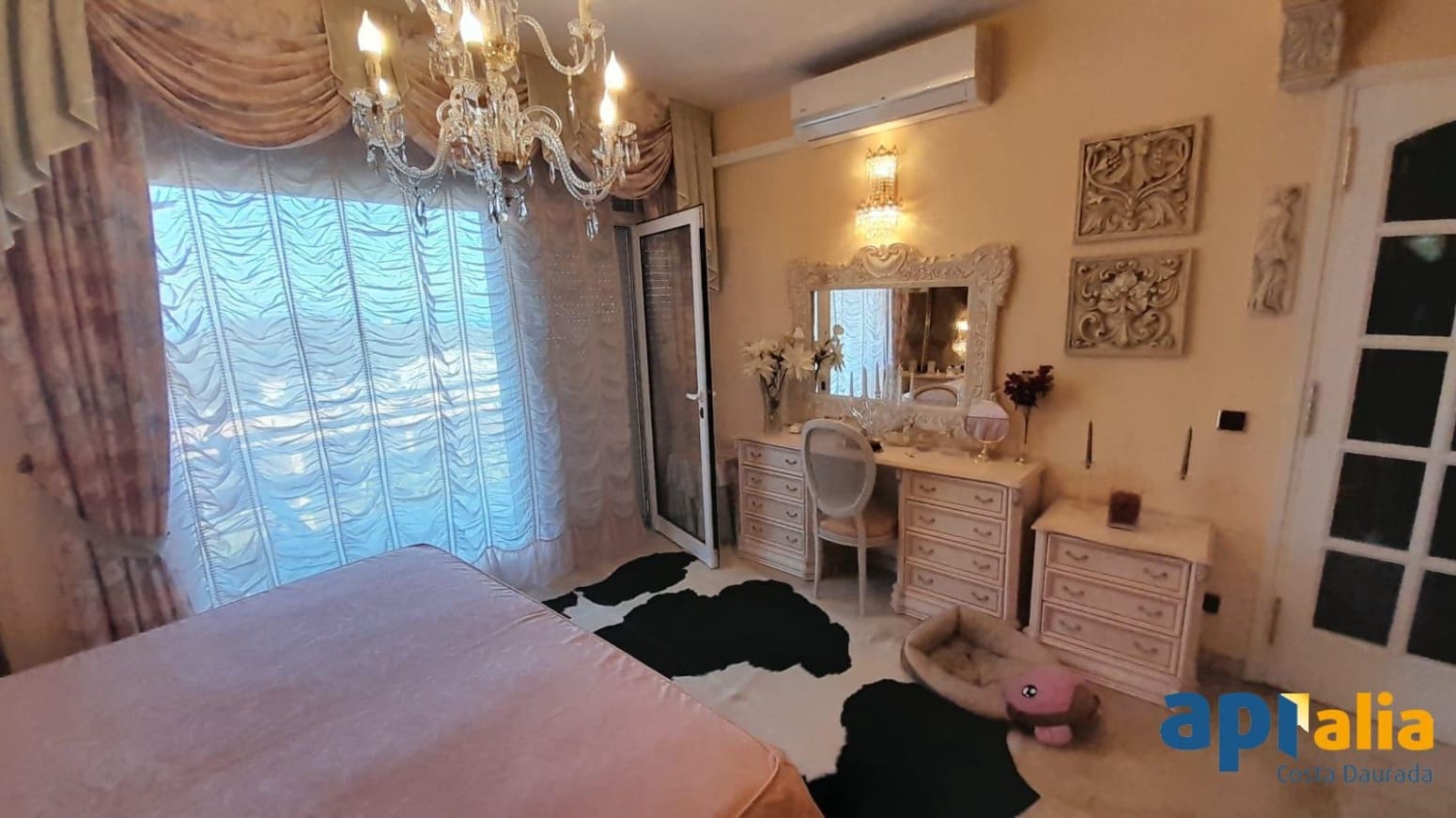 6 soveværelse Villa til salg i Salou med garage - € 925.000 (Ref: 9937327)