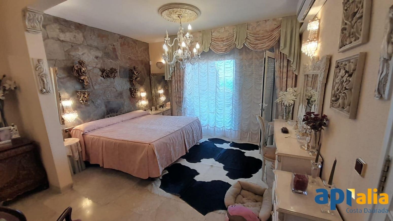 6 soveværelse Villa til salg i Salou med garage - € 925.000 (Ref: 9937327)
