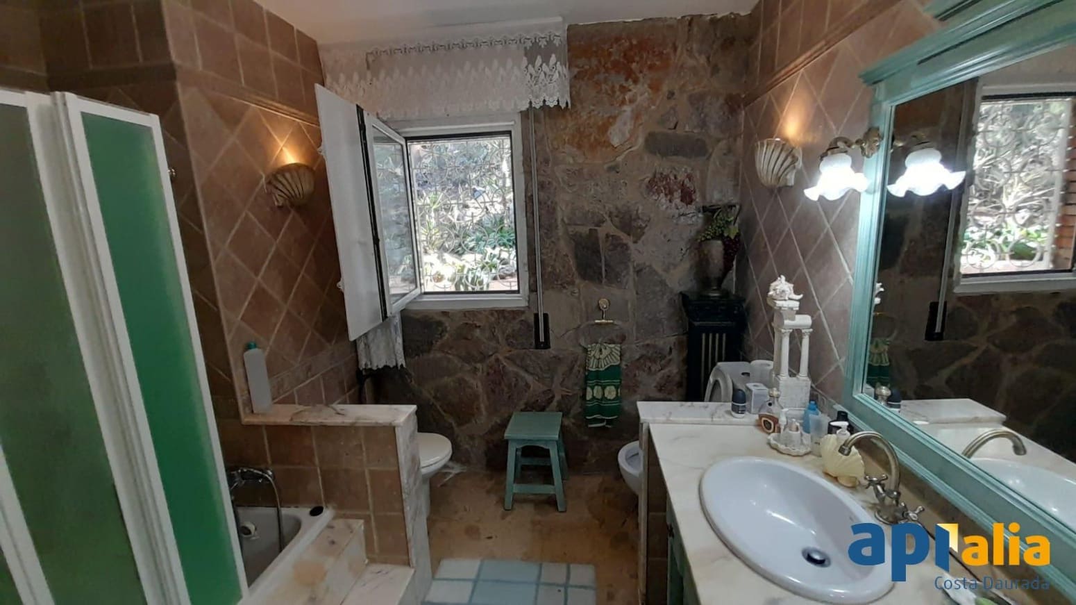 6 soveværelse Villa til salg i Salou med garage - € 925.000 (Ref: 9937327)