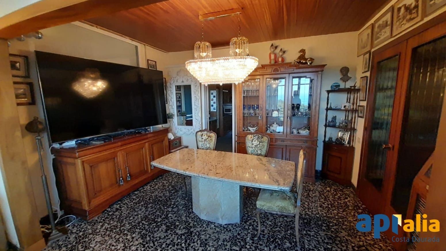 6 soveværelse Villa til salg i Salou med garage - € 925.000 (Ref: 9937327)