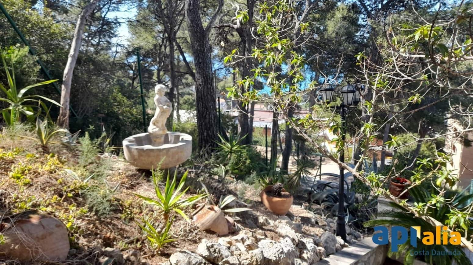 6 soveværelse Villa til salg i Salou med garage - € 925.000 (Ref: 9937327)