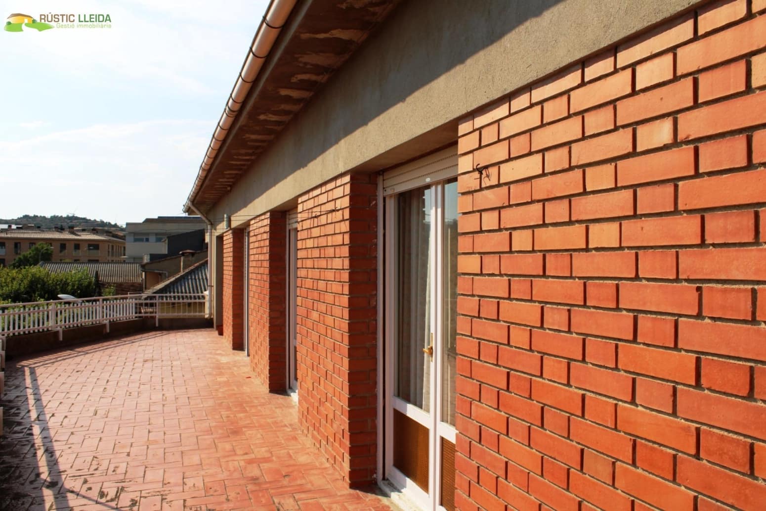 5 soveværelse Villa til salg i Santa Coloma de Queralt - € 350.000 (Ref: 9953142)