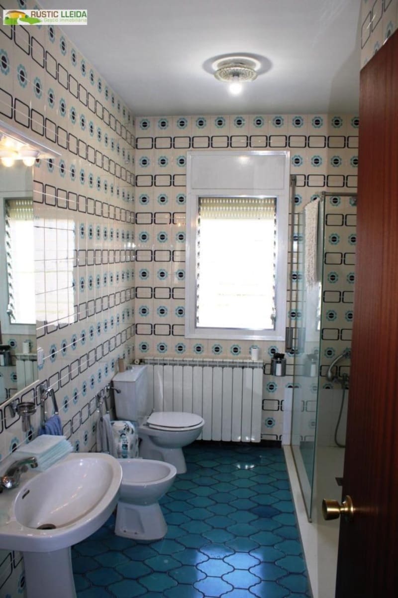 5 soveværelse Villa til salg i Santa Coloma de Queralt - € 350.000 (Ref: 9953142)