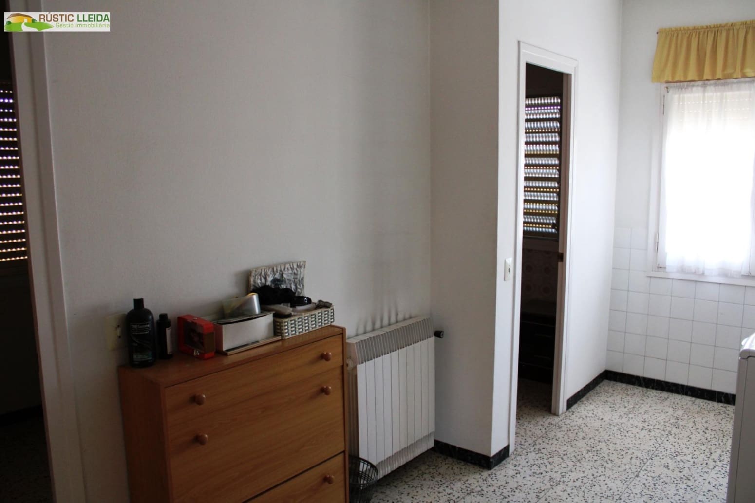 5 soveværelse Villa til salg i Santa Coloma de Queralt - € 350.000 (Ref: 9953142)