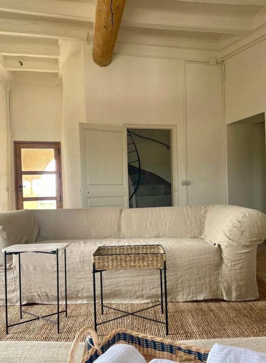 6 bedroom Villa for sale in Les Piles - € 690,000 (Ref: 9958326)