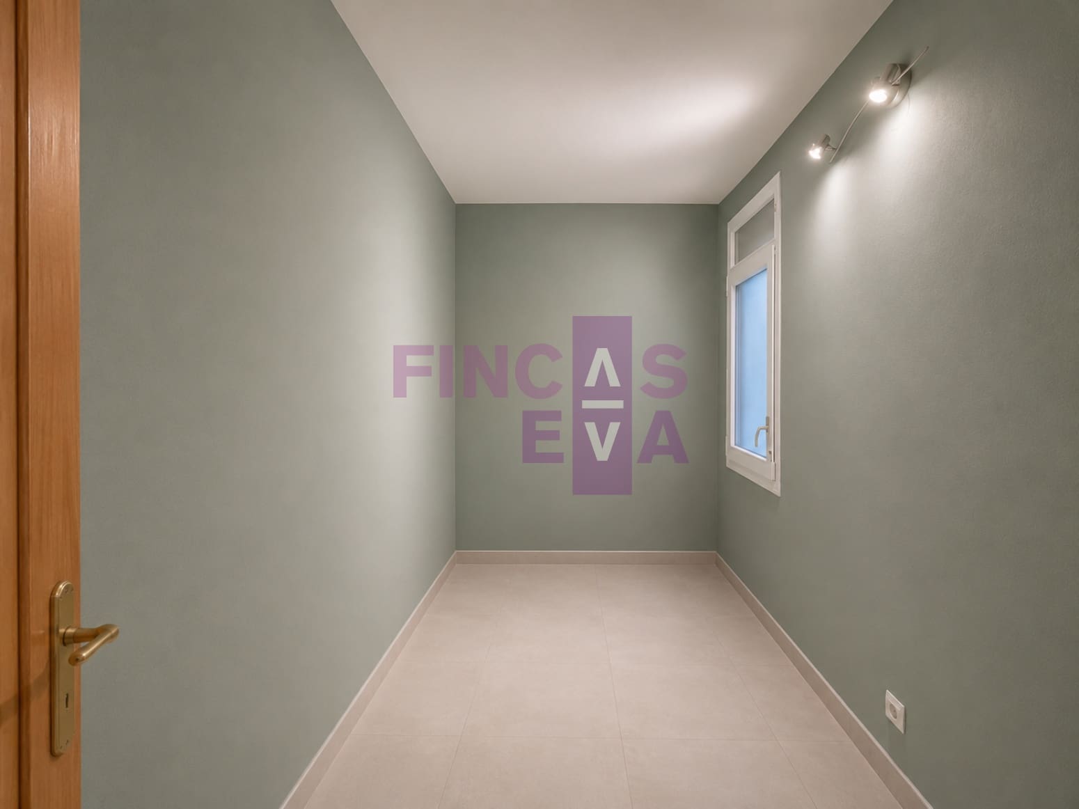 4 Zimmer Wohnung zu verkaufen in Barcelona Stadt - 437.000 € (Ref: 9961024)