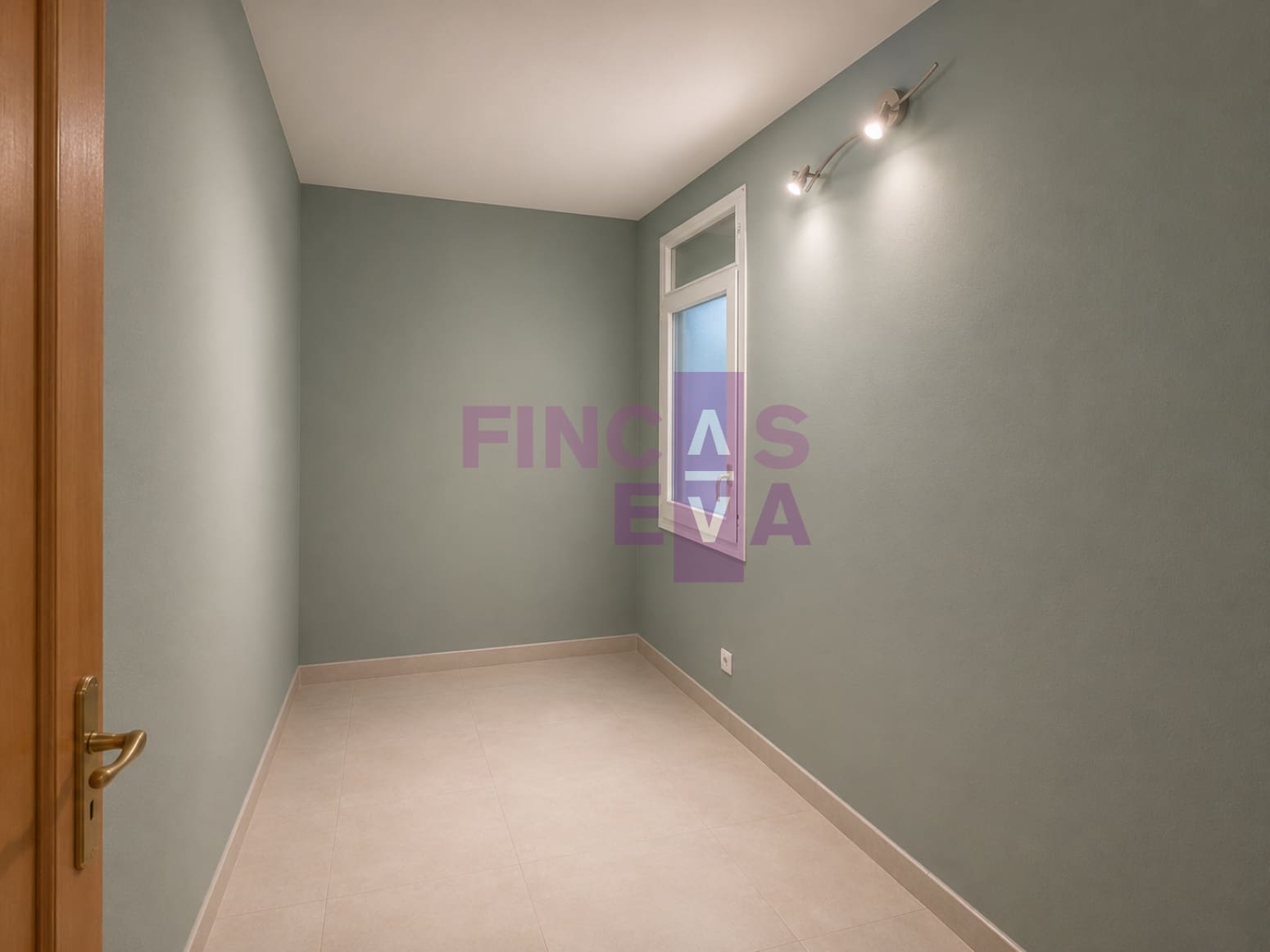 4 Zimmer Wohnung zu verkaufen in Barcelona Stadt - 437.000 € (Ref: 9961024)