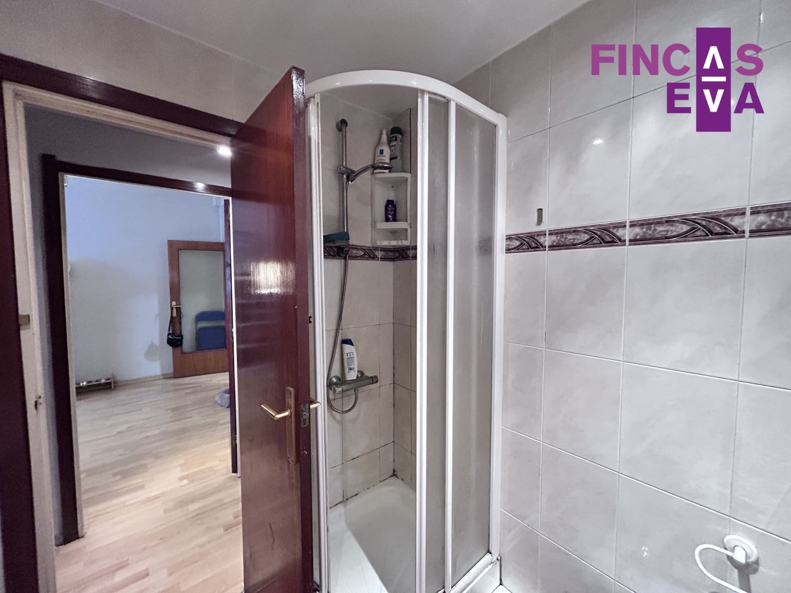 4 Zimmer Wohnung zu verkaufen in Barcelona Stadt - 437.000 € (Ref: 9961024)