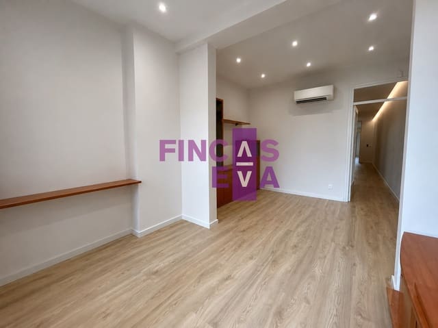2 soverom Leilighet til salgs i La Dreta de L'Eixample, Barcelona by - € 459 000 (Ref: 9974342)