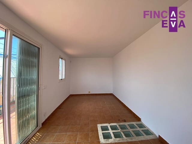 2 soveværelse Lejlighed til salg i El Raval, Barcelona by - € 234.000 (Ref: 9974343)