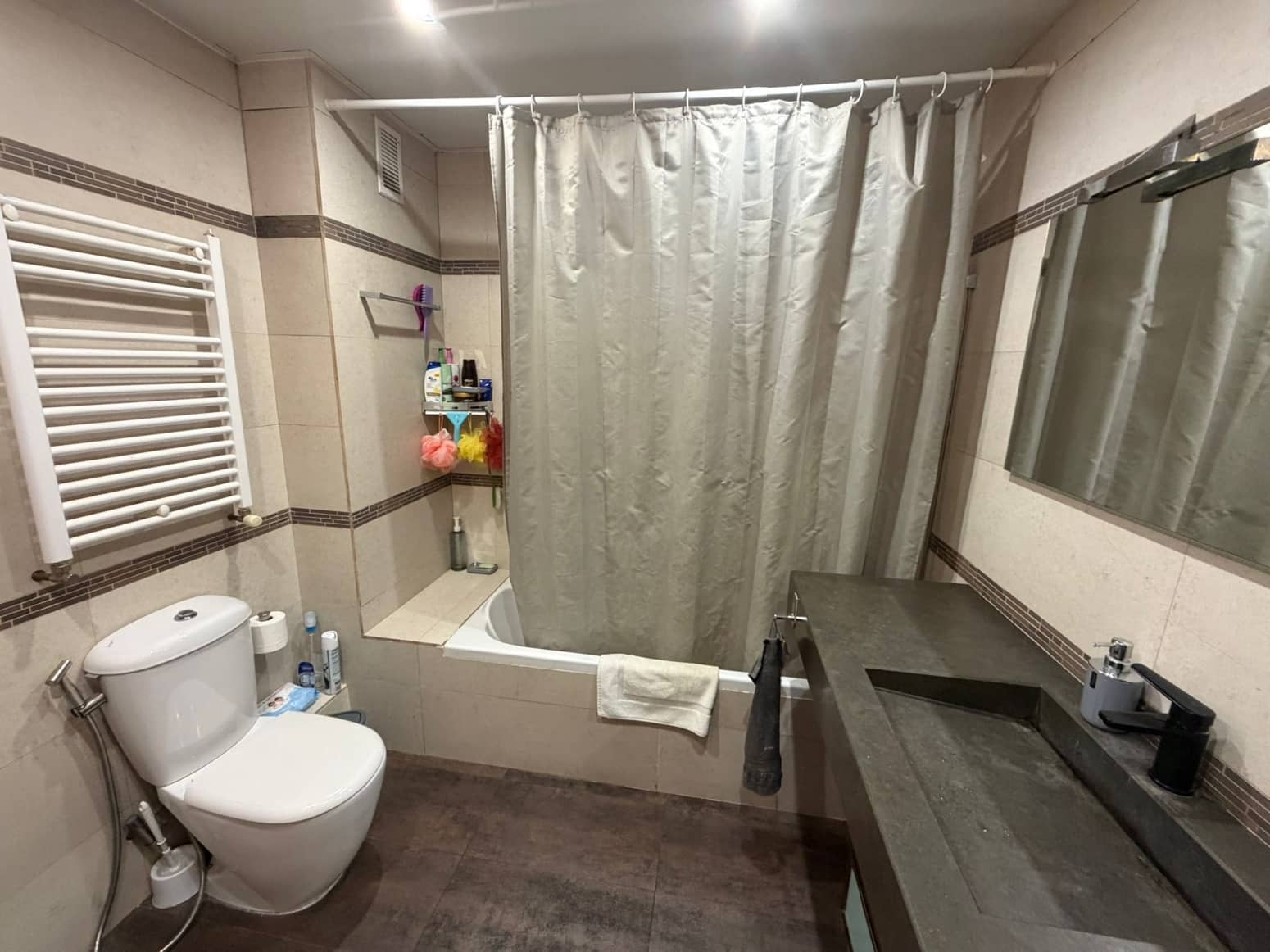 4 bedroom Flat for sale in Gava - € 389,900 (Ref: 9985928)