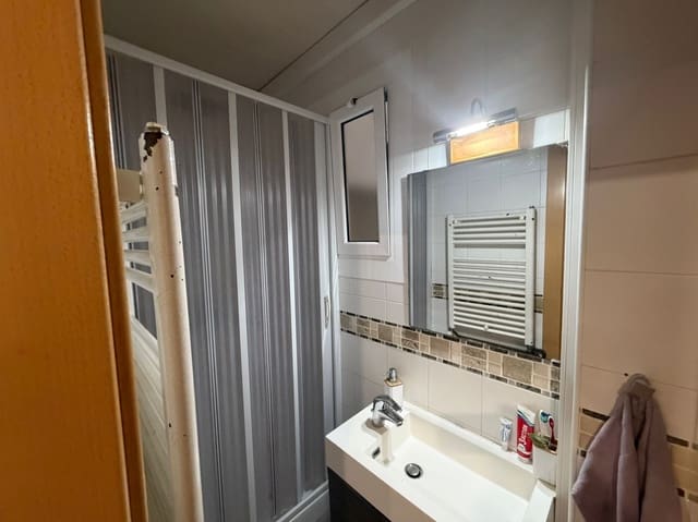 4 bedroom Flat for sale in Gavà - € 389,900 (Ref: 9985928)