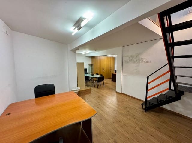 Erhverv til salg i La Teixonera, Barcelona by - € 140.000 (Ref: 9985929)