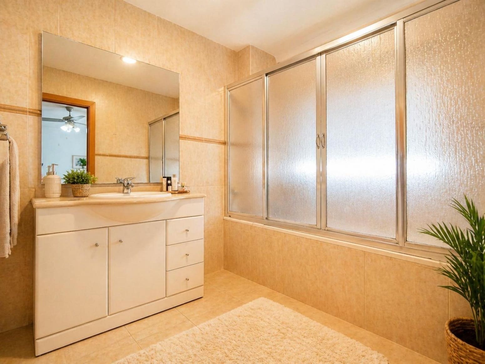 5 bedroom Villa for sale in Cambrils - € 465,000 (Ref: 9985930)