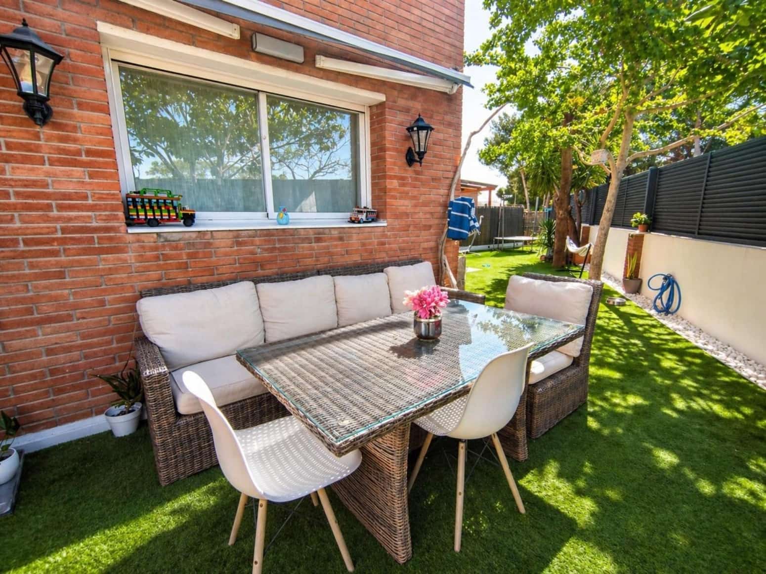 5 bedroom Villa for sale in Cambrils - € 465,000 (Ref: 9985930)