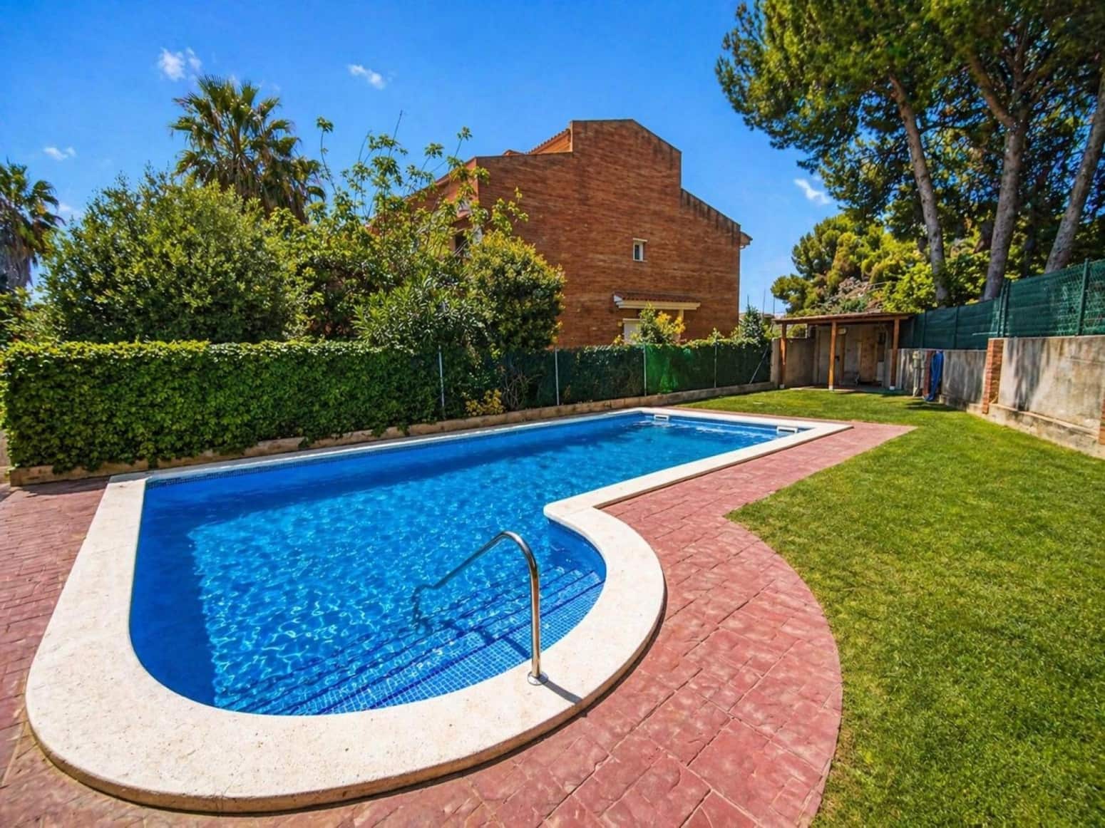5 bedroom Villa for sale in Cambrils - € 465,000 (Ref: 9985930)