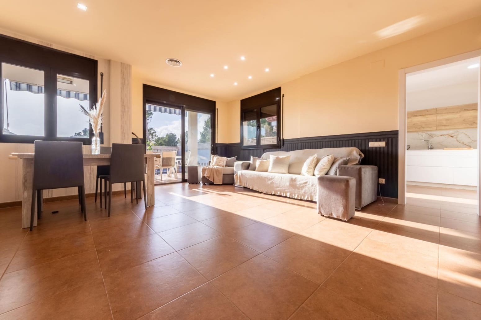 4 slaapkamer Villa te koop in Miami Playa / Miami Platja - € 382.000 (Ref: 9989922)