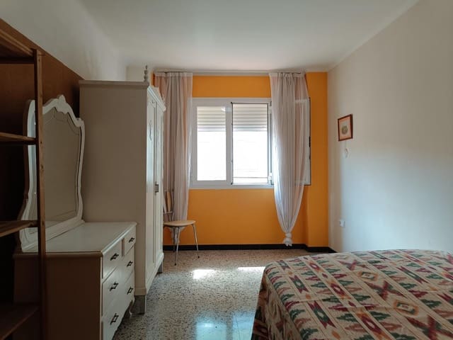 4 quarto Apartamento para venda em Plaça de Toros, Palma de Mallorca - 339 000 € (Ref: 10009194)