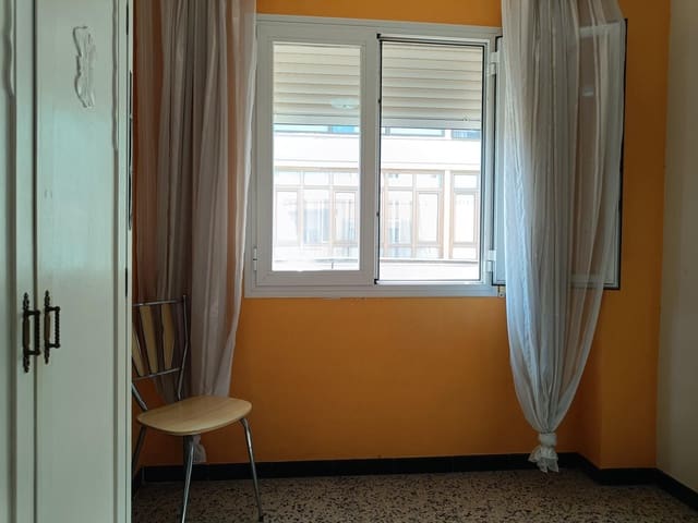 4 Zimmer Wohnung zu verkaufen in Plaça de Toros, Palma de Mallorca - 339.000 € (Ref: 10009194)