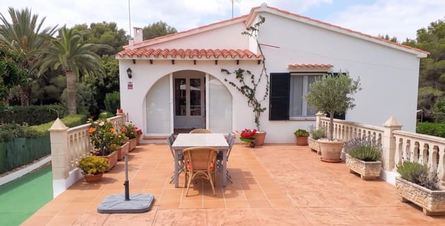 3 slaapkamer Villa te koop in Punta Grossa, Es Mercadal - € 499.000 (Ref: 10017597)