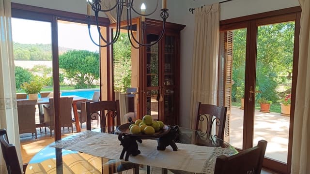 4 sovrum Finca/Hus på landet till salu i Manacor med pool garage - 1 490 000 € (Ref: 10043129)