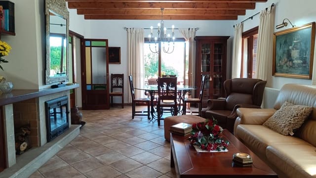 4 bedroom Finca/Country House for sale in Manacor with pool garage - € 1,490,000 (Ref: 10043129)