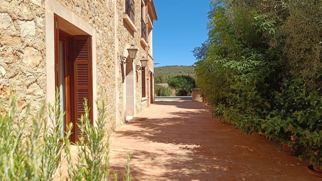 4 chambre Finca/Maison de Campagne à vendre à Manacor avec piscine garage - 1 490 000 € (Ref: 10043129)