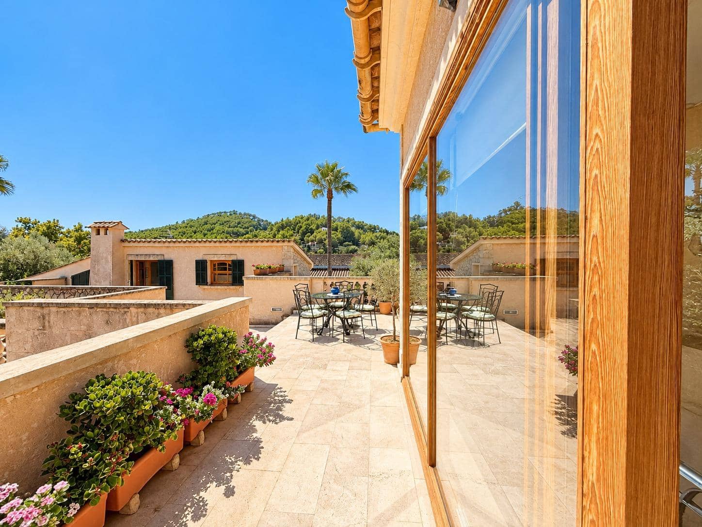 4 Zimmer Villa zu verkaufen in Es Capdella mit Pool Garage - 2.100.000 € (Ref: 10078477)