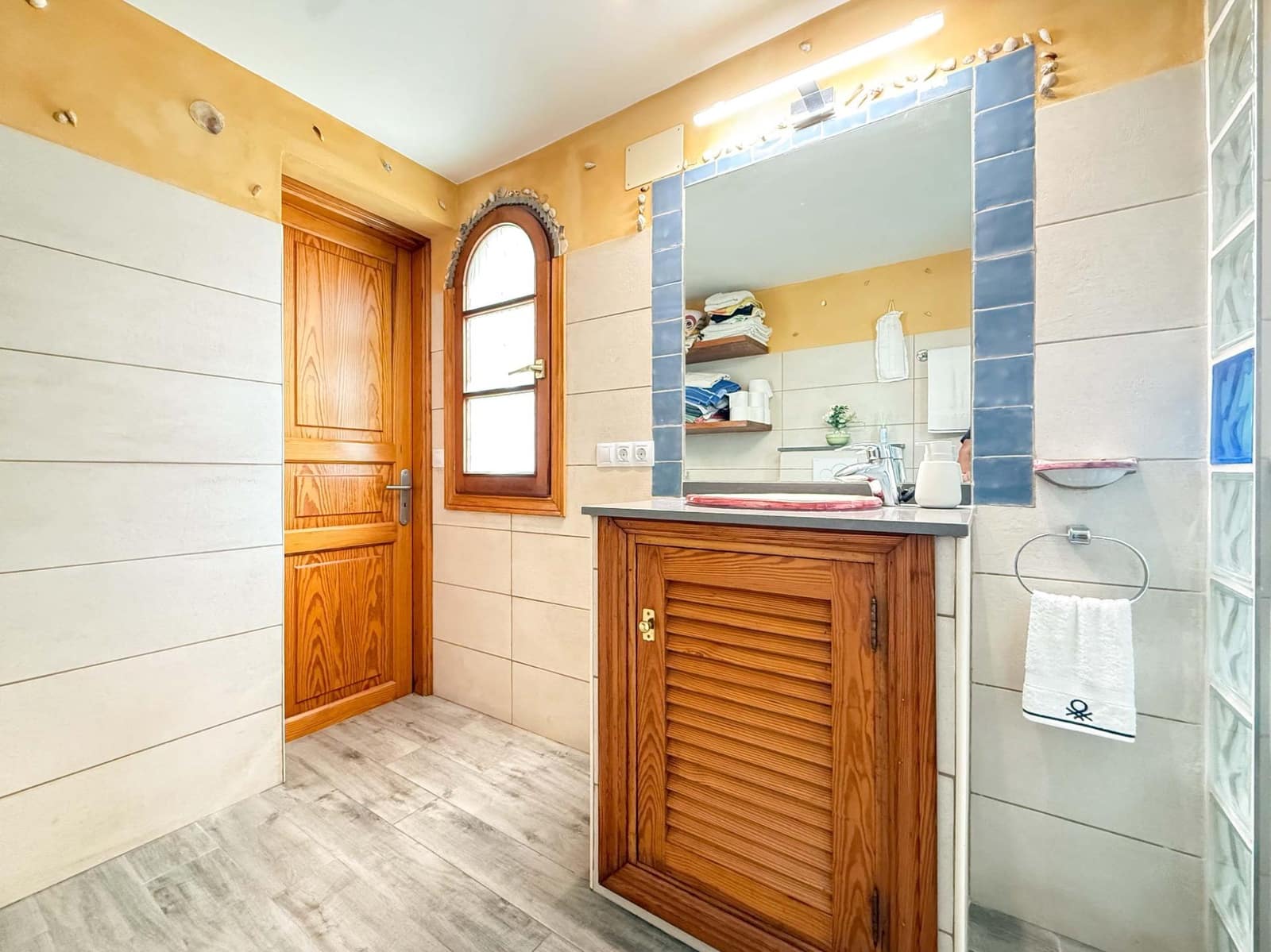 3 slaapkamer Flat te koop in Portocristo / Port de Manacor - € 320.000 (Ref: 10098532)