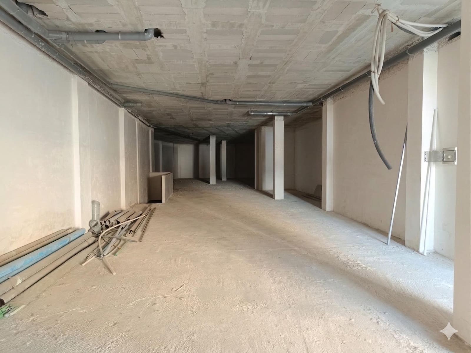 Commercial for sale in Manacor with garage - € 270,000 (Ref: 10102749)
