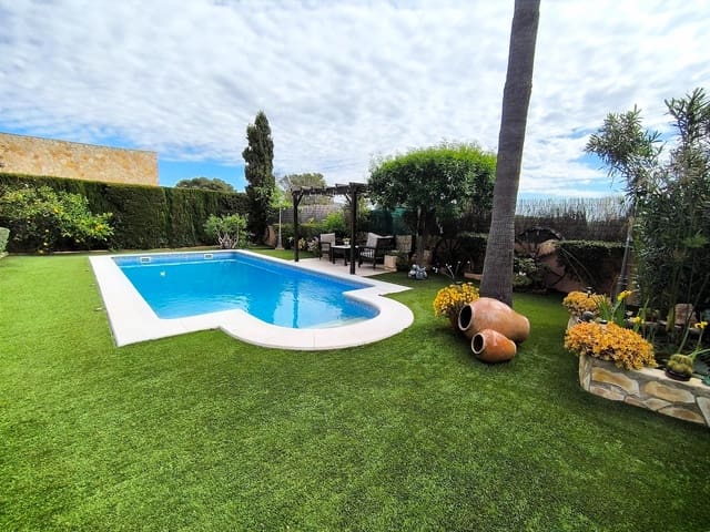 Chalet de 4 habitaciones en El Toro / Port Adriano, Calvià en venta con piscina garaje - 1.590.000 € (Ref: 10129664)