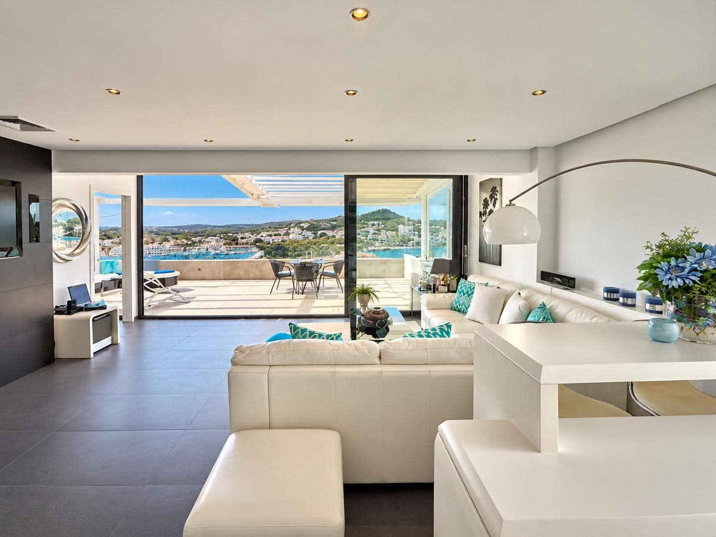 2 bedroom Penthouse for sale in Santa Ponsa with pool - € 650,000 (Ref: 10129665)