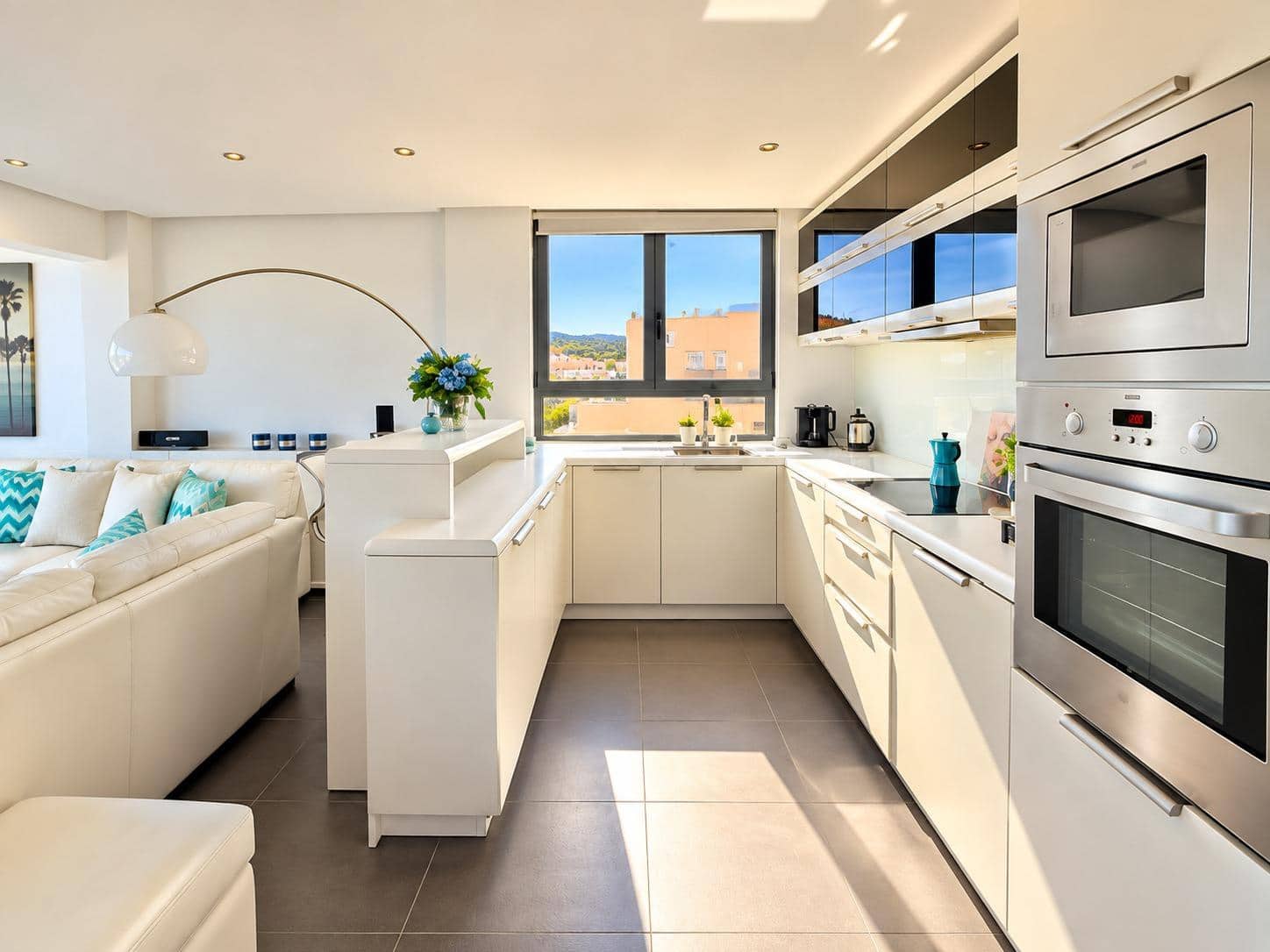 2 bedroom Penthouse for sale in Santa Ponsa with pool - € 650,000 (Ref: 10129665)