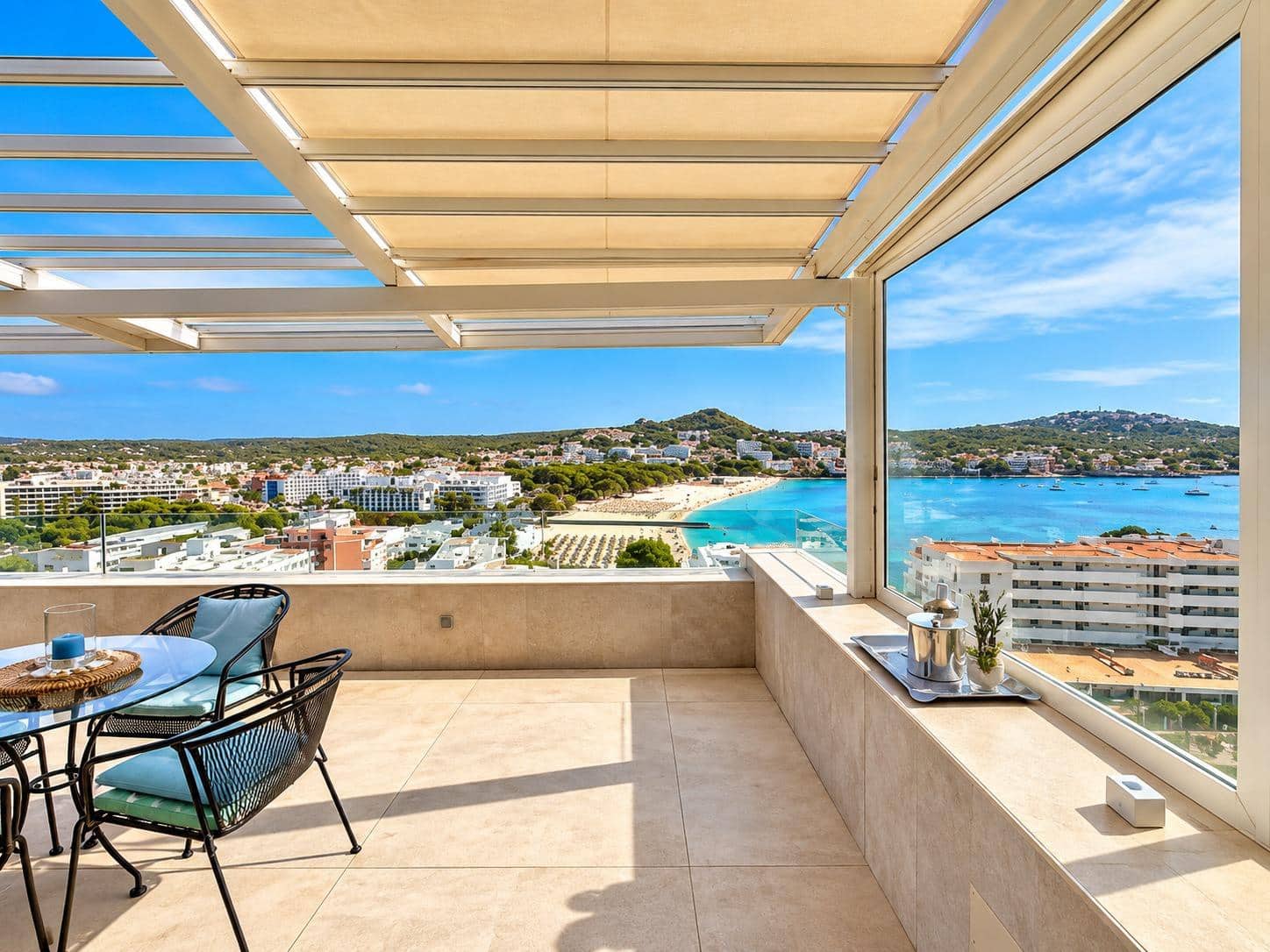 2 bedroom Penthouse for sale in Santa Ponsa with pool - € 650,000 (Ref: 10129665)