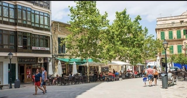 Kommersiell till salu i Manacor med garage - 1 000 000 € (Ref: 10129670)