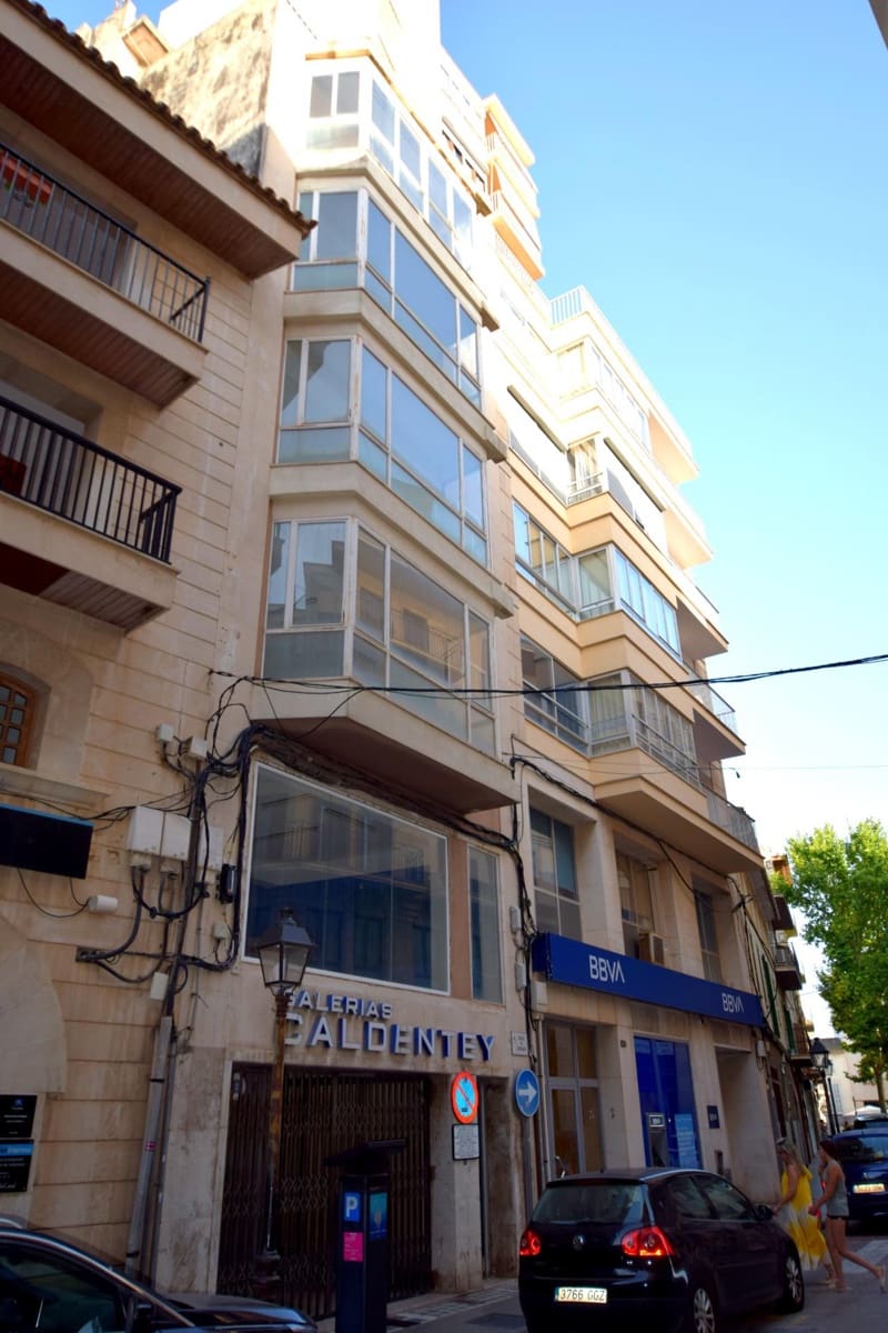 Kommersiell till salu i Manacor med garage - 1 000 000 € (Ref: 10129670)