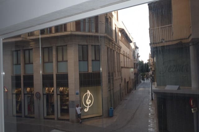 Kommersiell till salu i Manacor med garage - 1 000 000 € (Ref: 10129670)