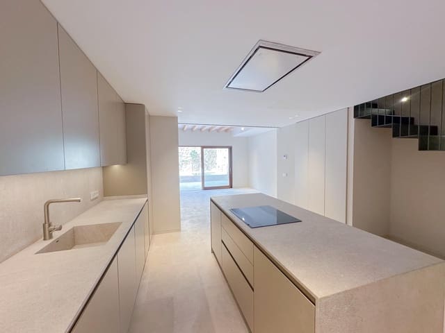 2 sovrum Hus till salu i Mancor de la Vall med pool - 810 000 € (Ref: 10139815)