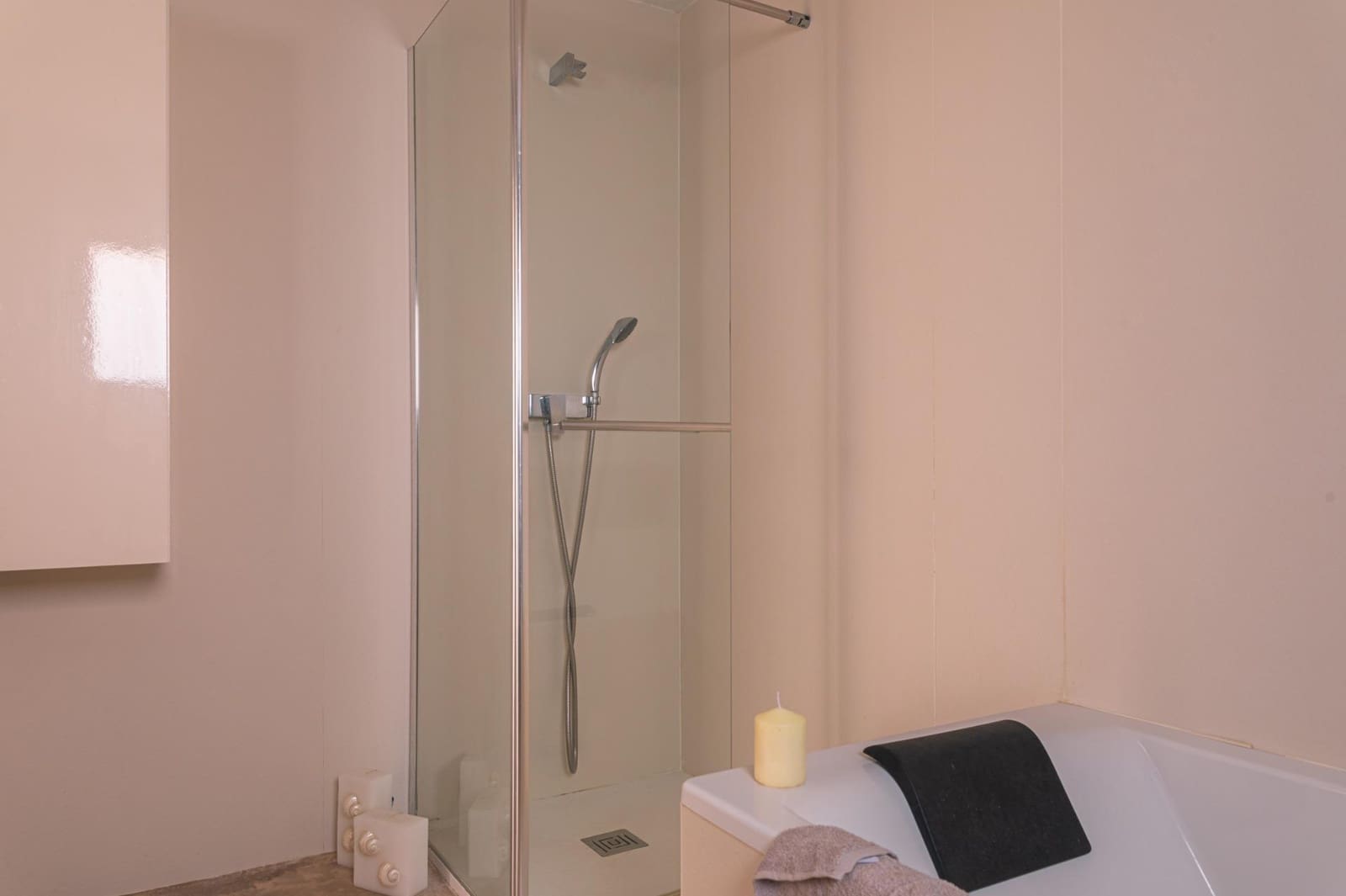 3 sypialnia Willa na sprzedaż w Port Verd z basenem garażem - 940 000 € (Ref: 10142464)