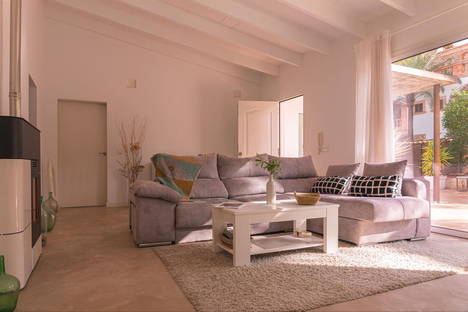 3 sypialnia Willa na sprzedaż w Port Verd z basenem garażem - 940 000 € (Ref: 10142464)