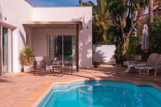 3 sypialnia Willa na sprzedaż w Port Verd, Son Servera z basenem garażem - 940 000 € (Ref: 10142464)