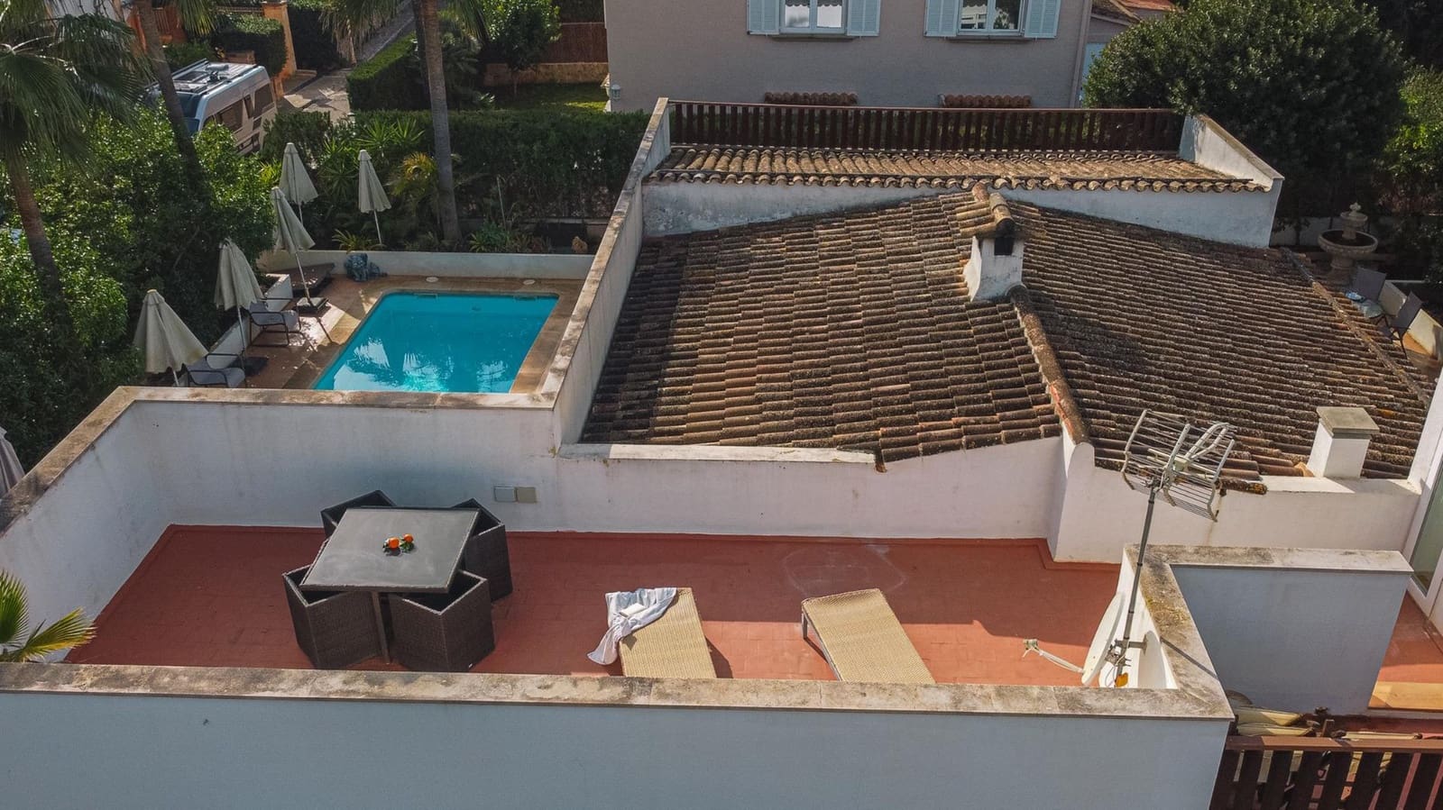 3 sypialnia Willa na sprzedaż w Port Verd z basenem garażem - 940 000 € (Ref: 10142464)