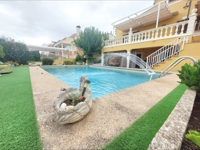 5 sypialnia Willa na sprzedaż w Badia Blava, Llucmajor z basenem garażem - 950 000 € (Ref: 10142466)