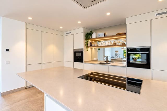 4 sovrum Villa till salu i Calvià Pueblo, Calvià med pool - 1 895 000 € (Ref: 10148890)