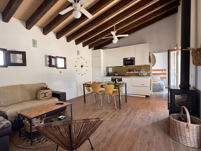 2 chambre Finca/Maison de Campagne à vendre à Campanet avec piscine garage - 595 000 € (Ref: 10165138)