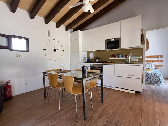 2 chambre Finca/Maison de Campagne à vendre à Campanet avec piscine garage - 595 000 € (Ref: 10165138)