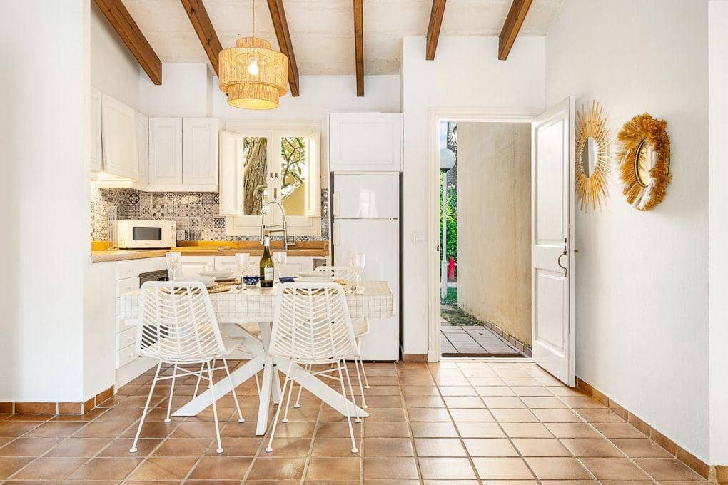 1 makuuhuone Bungalow myytävänä paikassa Ciutadella de Menorca mukana uima-altaan - 405 000 € (Ref: 10183020)