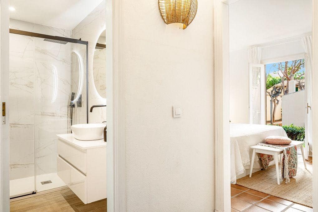 1 makuuhuone Bungalow myytävänä paikassa Ciutadella de Menorca mukana uima-altaan - 405 000 € (Ref: 10183020)
