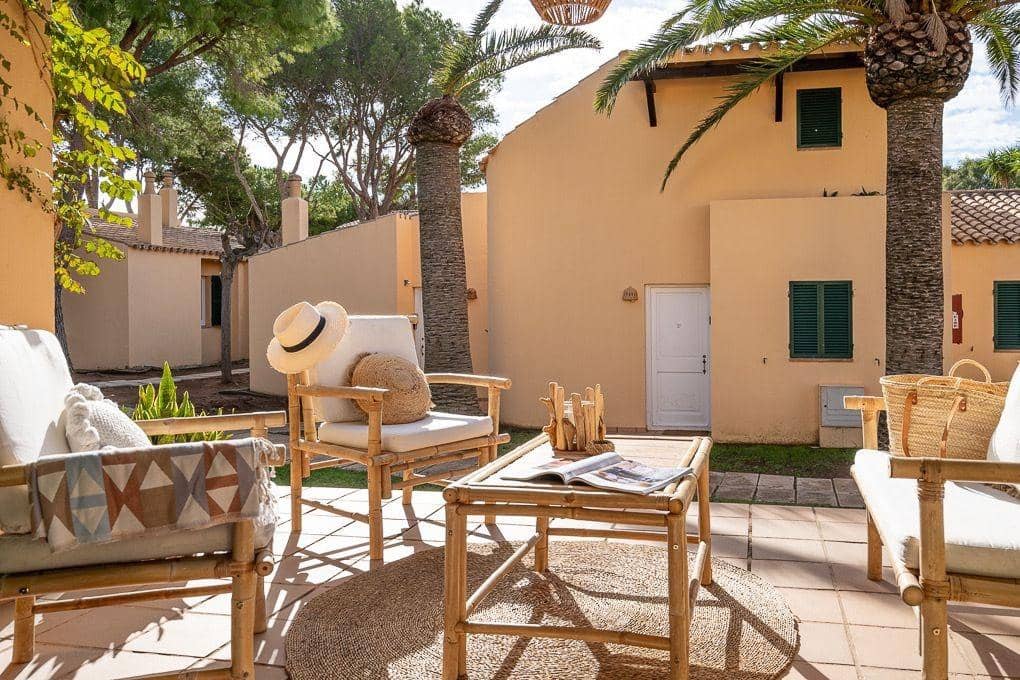 1 makuuhuone Bungalow myytävänä paikassa Ciutadella de Menorca mukana uima-altaan - 405 000 € (Ref: 10183020)